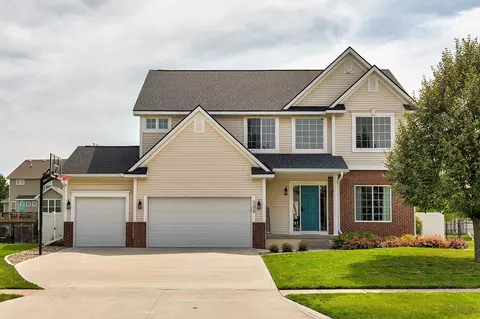 508 SW Hickory Gln, Grimes, IA 50111