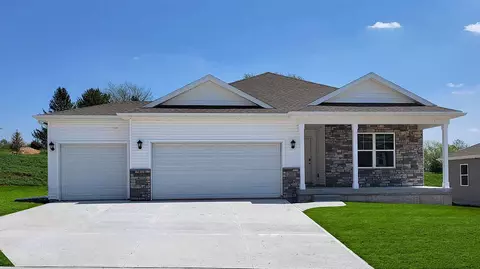 1210 33rd St SE, Altoona, IA 50009