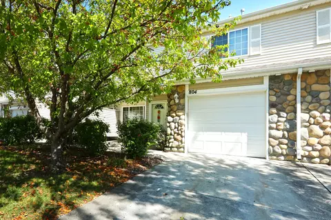 3799 Village Run Dr #804, Des Moines, IA 50317