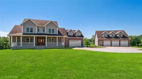 3006 Hickory Ridge Rd, Saint Charles, IA 50240