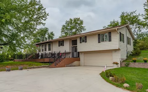 23982 Maple Rdg, Adel, IA 50003