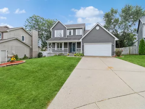 3157 E Kenyon Ave, Des Moines, IA 50320