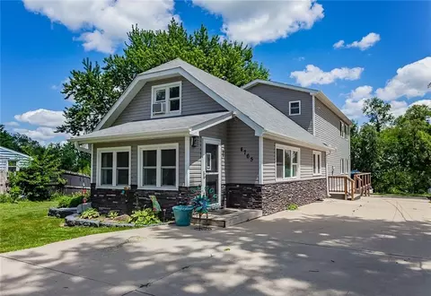 4765 NE 29th St, Des Moines, IA 50317