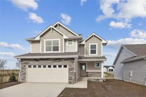 18379 Alpine Dr, Clive, IA 50325