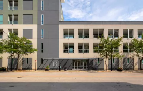 111 10th St #211, Des Moines, IA 50309