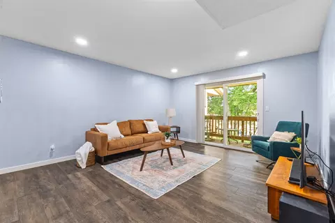 2060 NW Hickory Ln, Ankeny, IA 50023