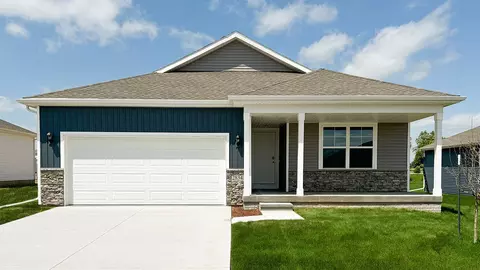 2502 Chan Dr, Adel, IA 50003