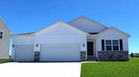 1109 Michael St SE, Bondurant, IA 50035