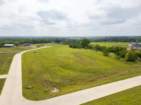 10 Patriot Dr, Adel, IA 50003
