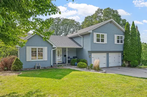 213 College Ave, Colfax, IA 50054