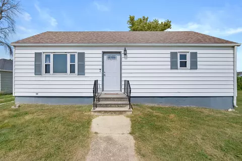 225 Latrobe Ave, Mccallsburg, IA 50154