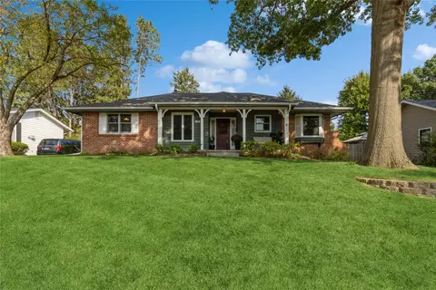 537 33rd St, West Des Moines, IA 50265