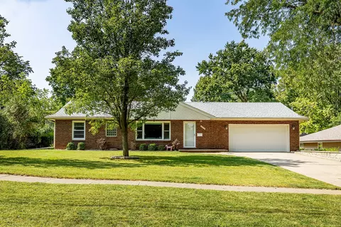 1234 17th St, West Des Moines, IA 50265