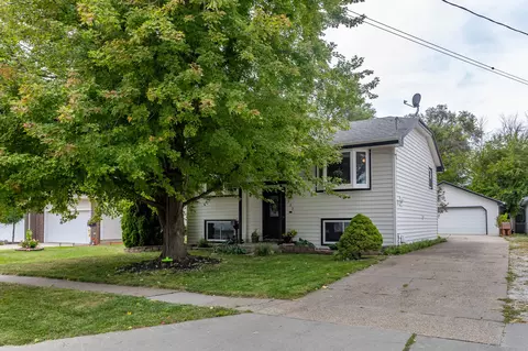 222 SW Des Moines St, Ankeny, IA 50023