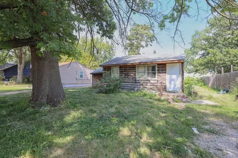 442 E Leland Ave, Des Moines, IA 50315