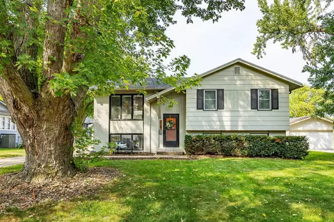 118 NE Oak Dr, Ankeny, IA 50021