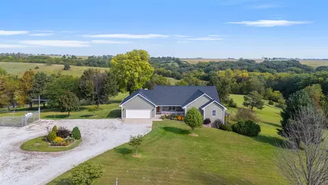 1849 Fox Trl, Winterset, IA 50273