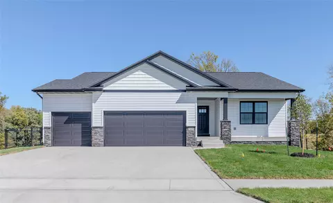 503 NE Madison Ave, Elkhart, IA 50073