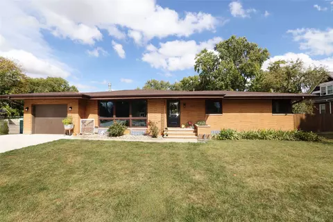 113 E Division St, Ogden, IA 50212