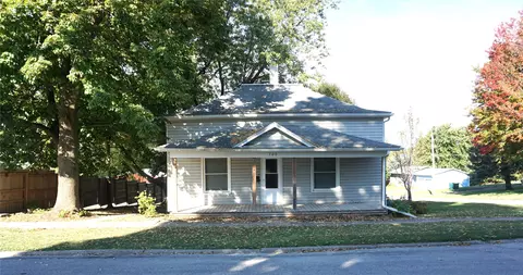 700 S Maple St, Creston, IA 50801