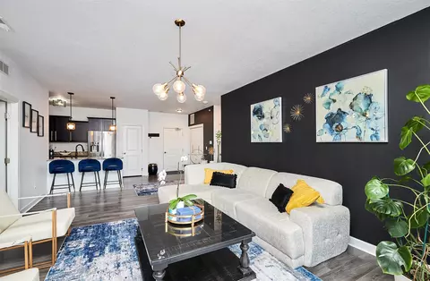 8350 Ep True Pkwy #3304, West Des Moines, IA 50266