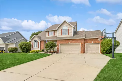 830 SE Mapleleaf Ln, Waukee, IA 50263