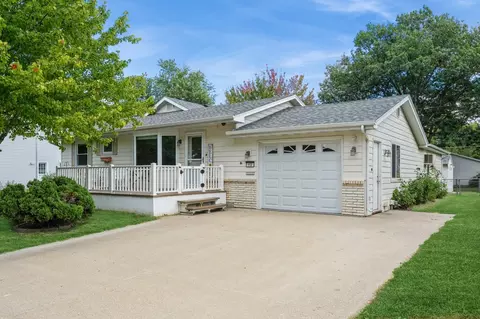 113 NE Oak Dr, Ankeny, IA 50021