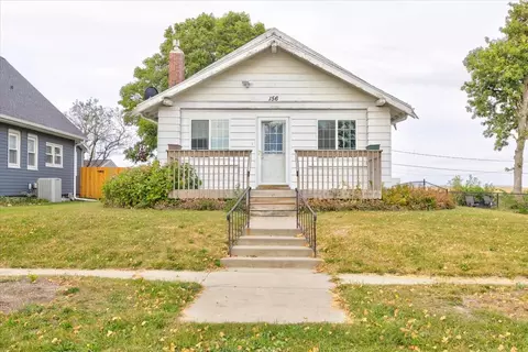156 NW Washington Ave, Elkhart, IA 50073