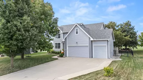 1618 NW Maple Pl, Ankeny, IA 50023