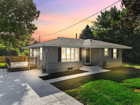 403 SEwing St, Grimes, IA 50111