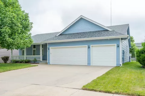 2113 2nd Ave SE, Altoona, IA 50009