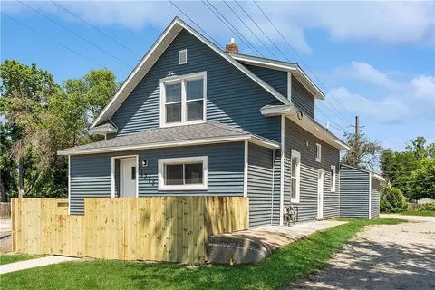 1375 E 14th St, Des Moines, IA 50316