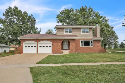 1407 N Brobst St, Knoxville, IA 50138