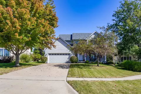 5067 Baty Ct, West Des Moines, IA 50265