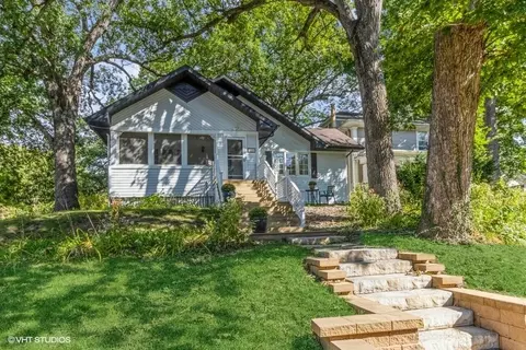 511 56th St, Des Moines, IA 50312