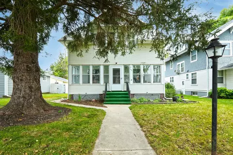 1206 5th St, Perry, IA 50220