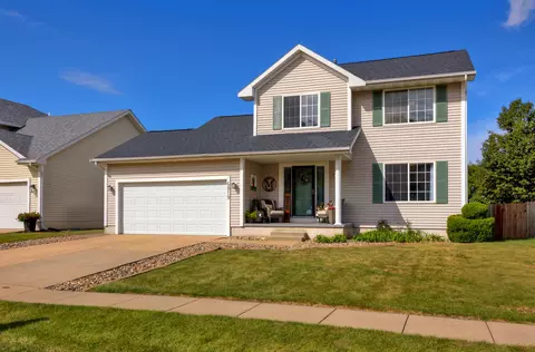 6819 Northview Dr, Urbandale, IA 50322
