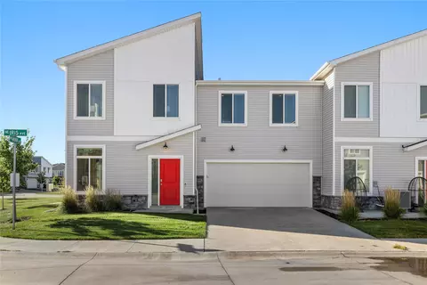 892 NE Iris Ave, Waukee, IA 50263