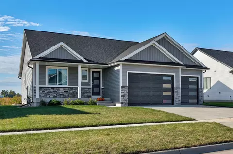 610 11th Ave, Slater, IA 50244