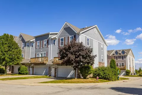 2150 NE 18th St #28, Grimes, IA 50111