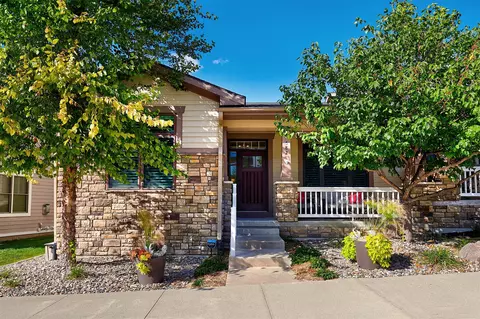 582 S Crescent Way, West Des Moines, IA 50266
