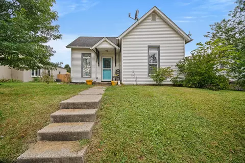 805 N Howard St, Indianola, IA 50125
