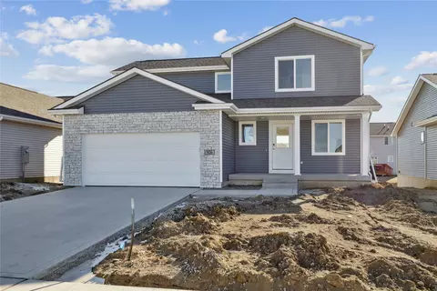 926 Knoll Dr, Norwalk, IA 50211