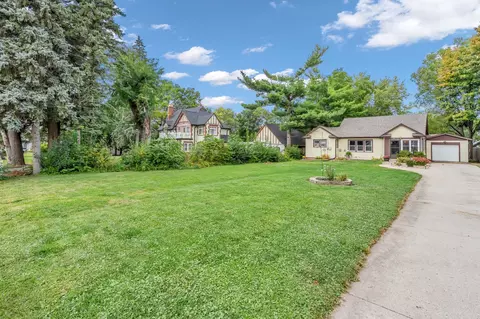620 S 5th Ave W, Newton, IA 50208