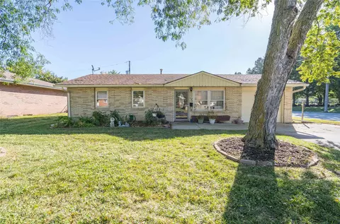 1302 Maxwell Ave, Ames, IA 50010