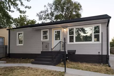 1719 63rd St, Des Moines, IA 50322