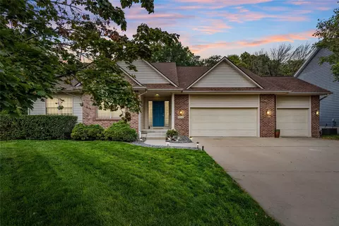 3218 SW Coves Dr, Ankeny, IA 50023