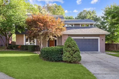 508 45th St, West Des Moines, IA 50265