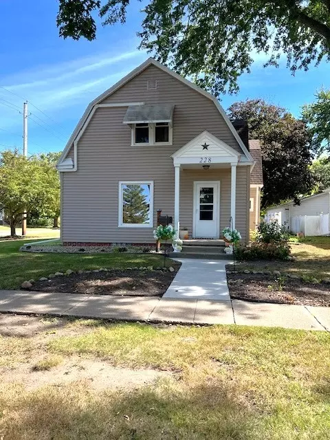 228 Monona St, Boone, IA 50036