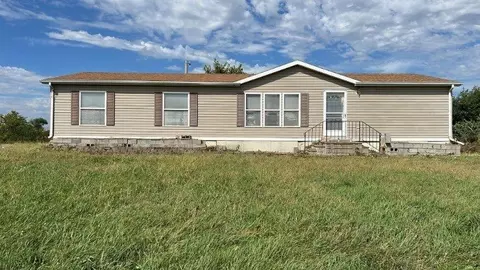 11215 Wyoming St, New Virginia, IA 50210